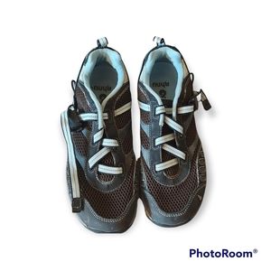 Ahnu Low Top No Tie Ribbon Lace Running Shoes
